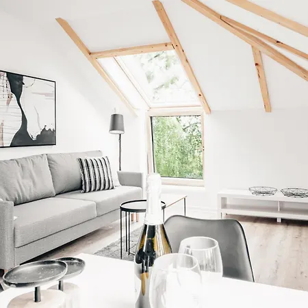 Leszka 2, Self Check In 24h Πόζναν