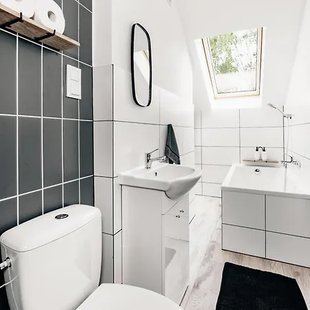 Leszka 2, Self Check In 24h Apartamento