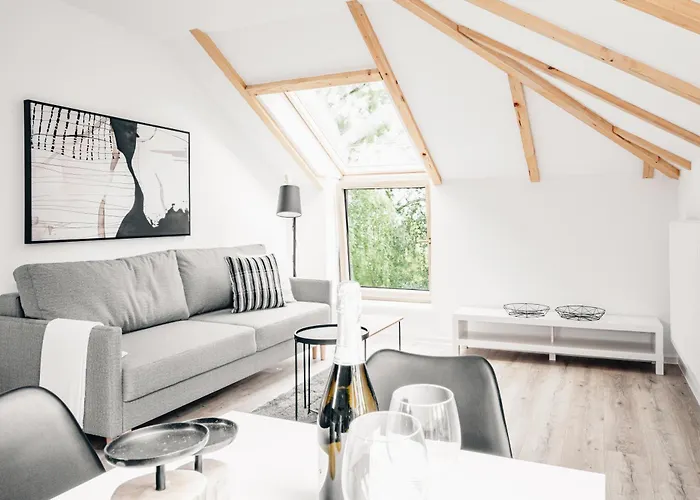 Leszka 2, Self Check In 24h Poznań